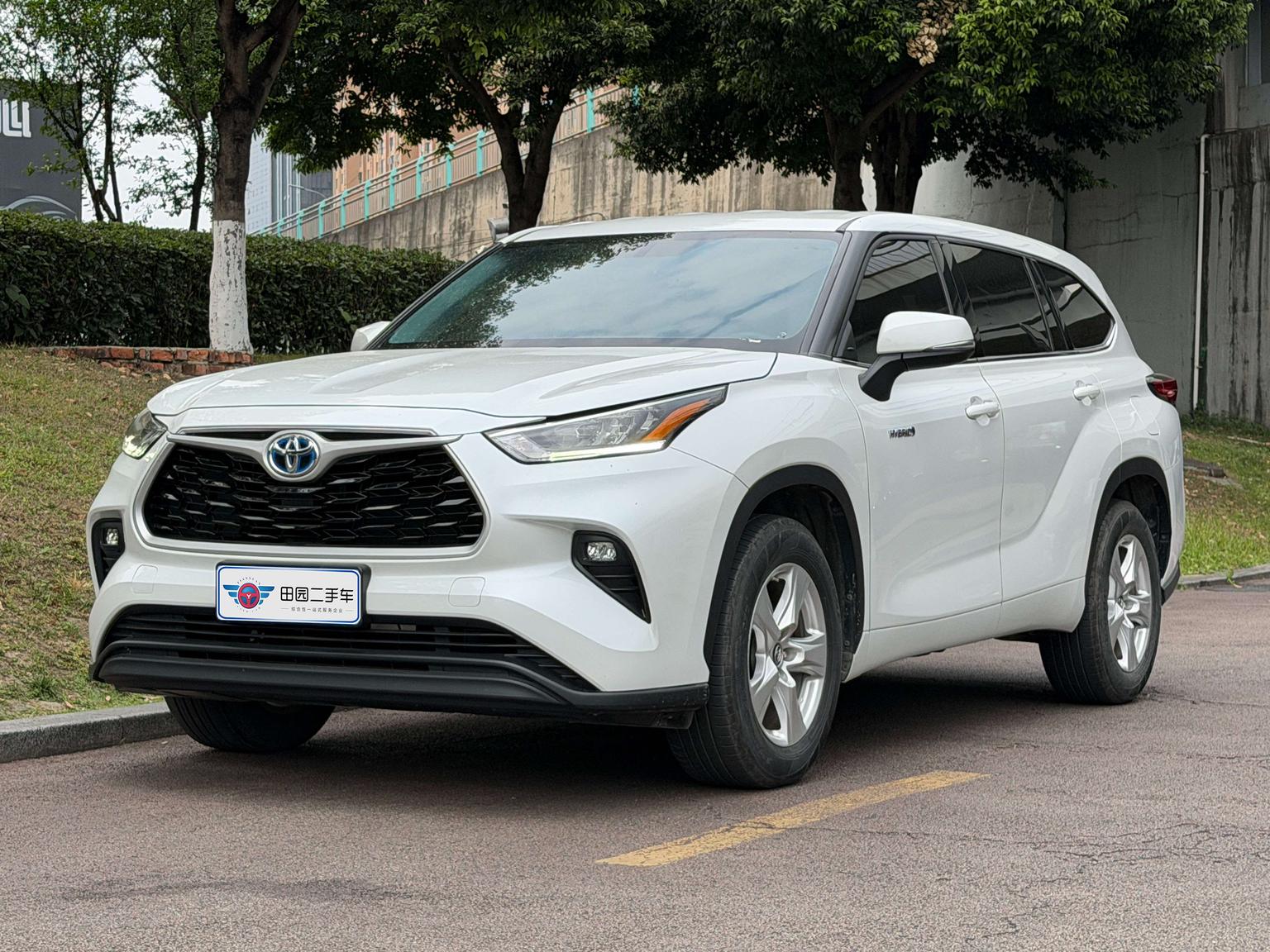 Toyota Highlander Hybrid 2.5L AWD Elite 7-Seat 2023