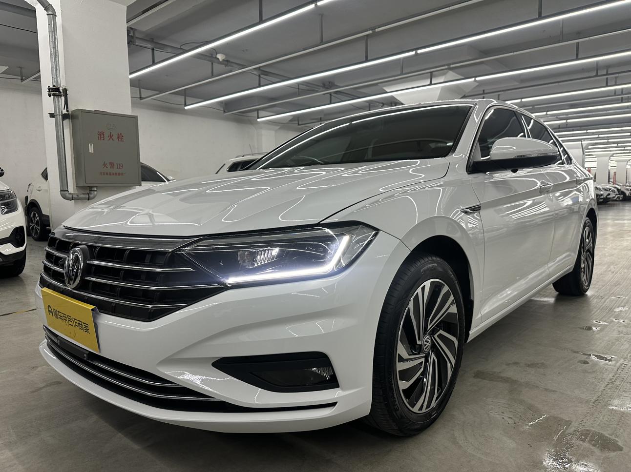 Volkswagen Sagitar 200TSI DSG Beyond Edition (1.2L) 2022