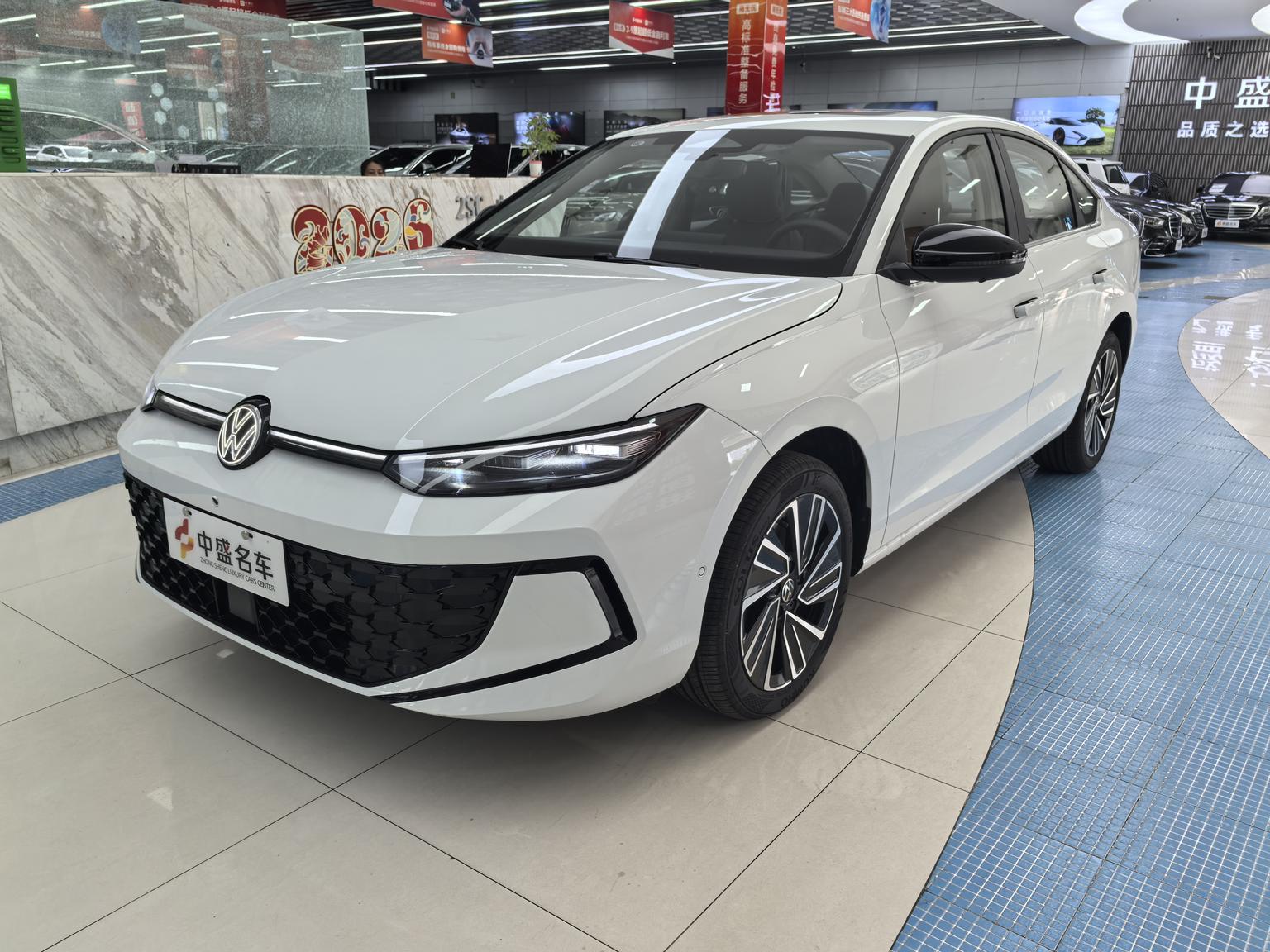 Volkswagen Lavida 300TSI Starlight Intelligent Comfort 2025
