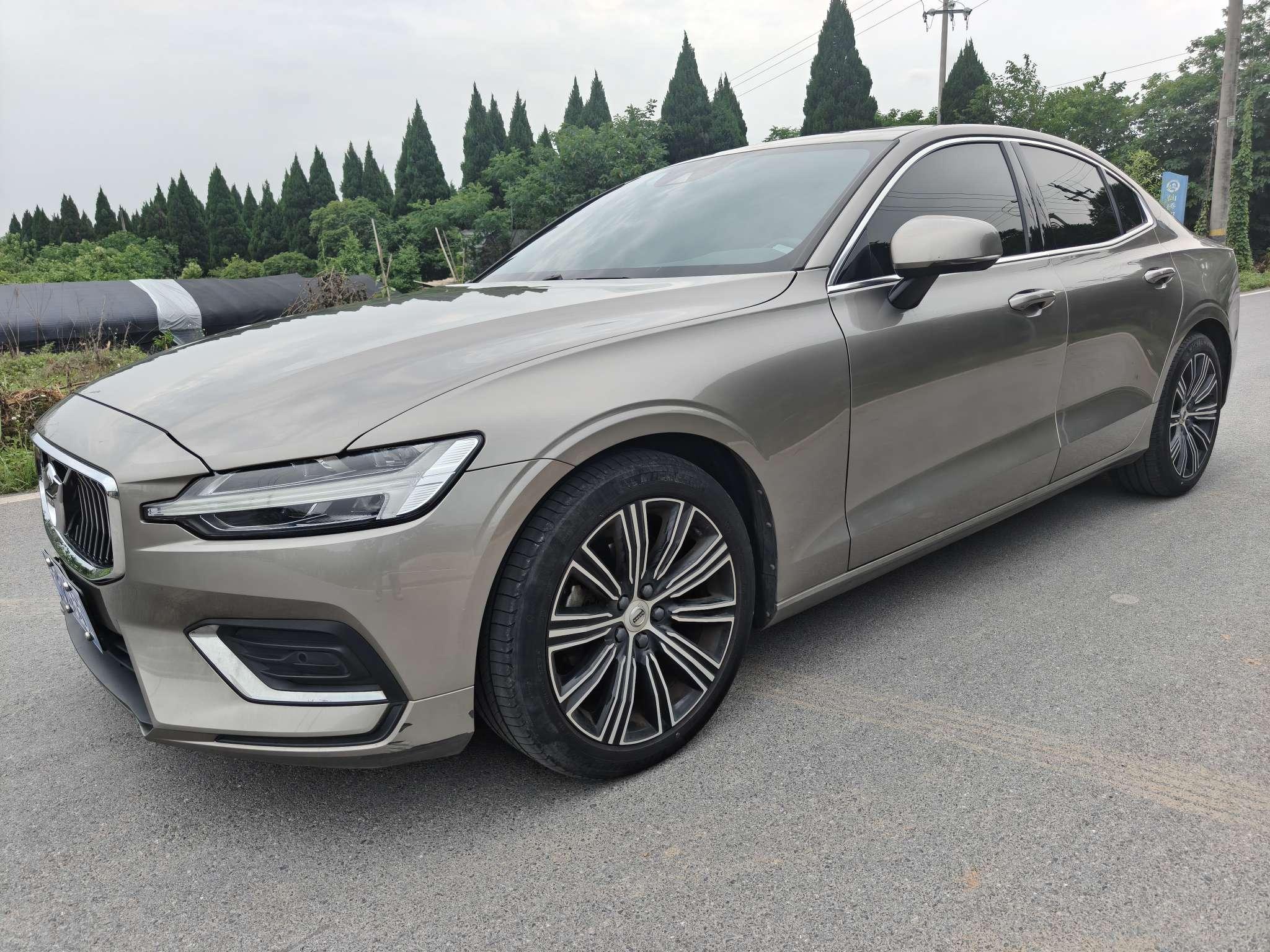 Volvo S60 Intelligent Premium Sport 2021