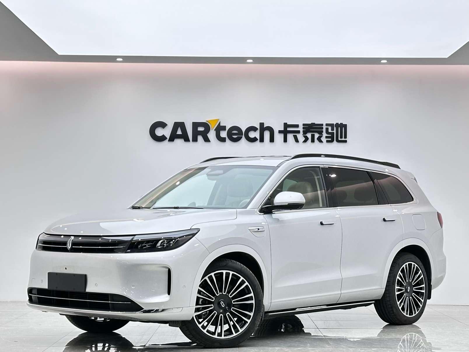 Aito M7 Plus 5-Seat RWD 2026