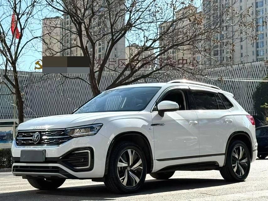 Volkswagen Tayron 330TSI 2WD Luxury Connect Plus (2L) 2022