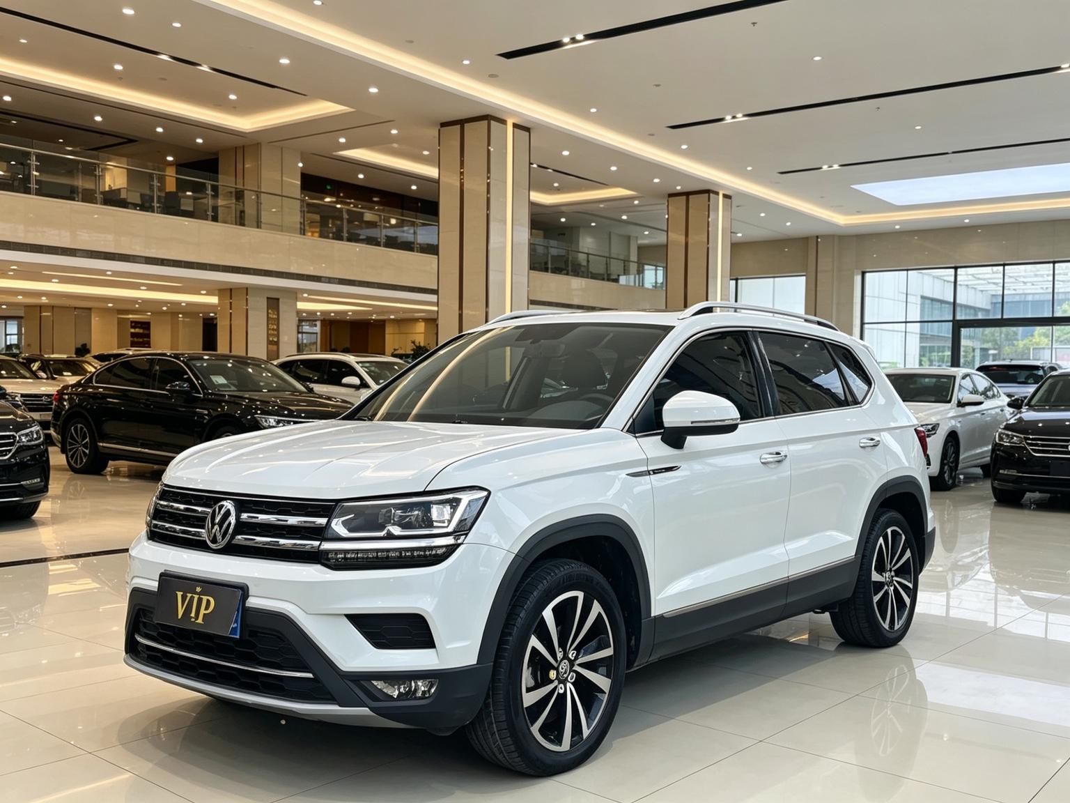 Volkswagen Tharu 330TSI 4WD Luxury 2019