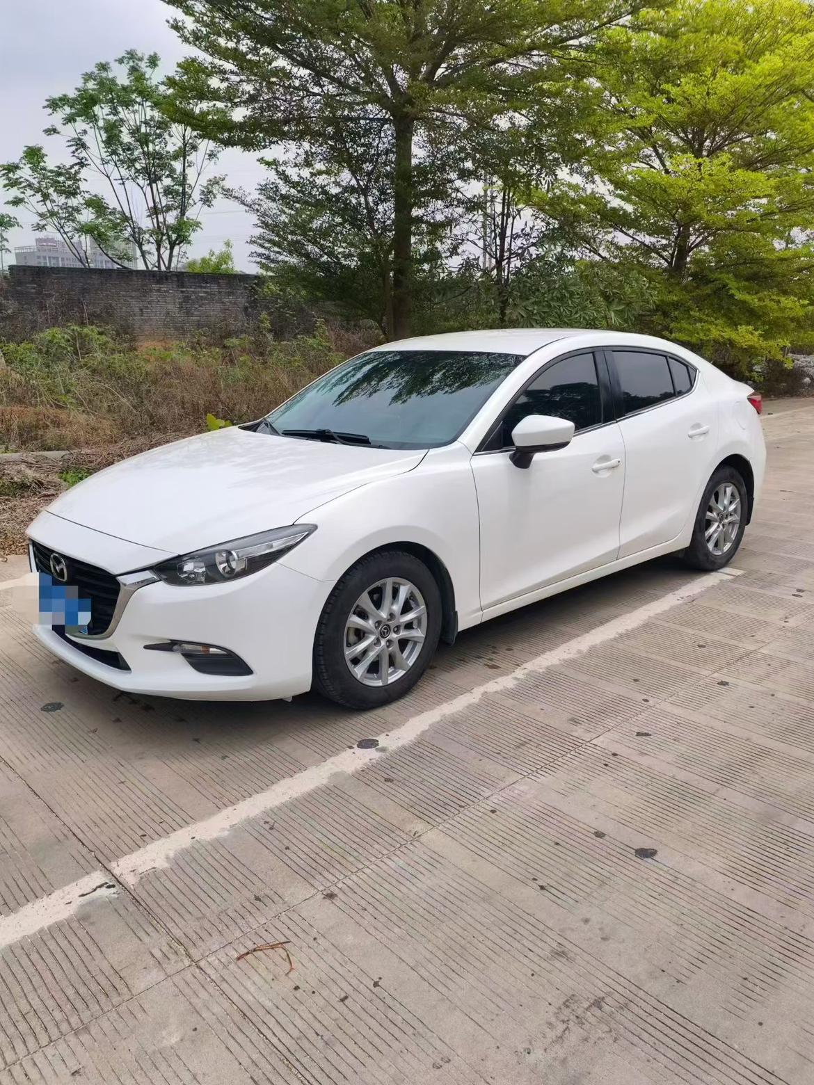 Mazda 3 Axela Cloud Control Sedan 1.5L Auto Comfort CN6 2020