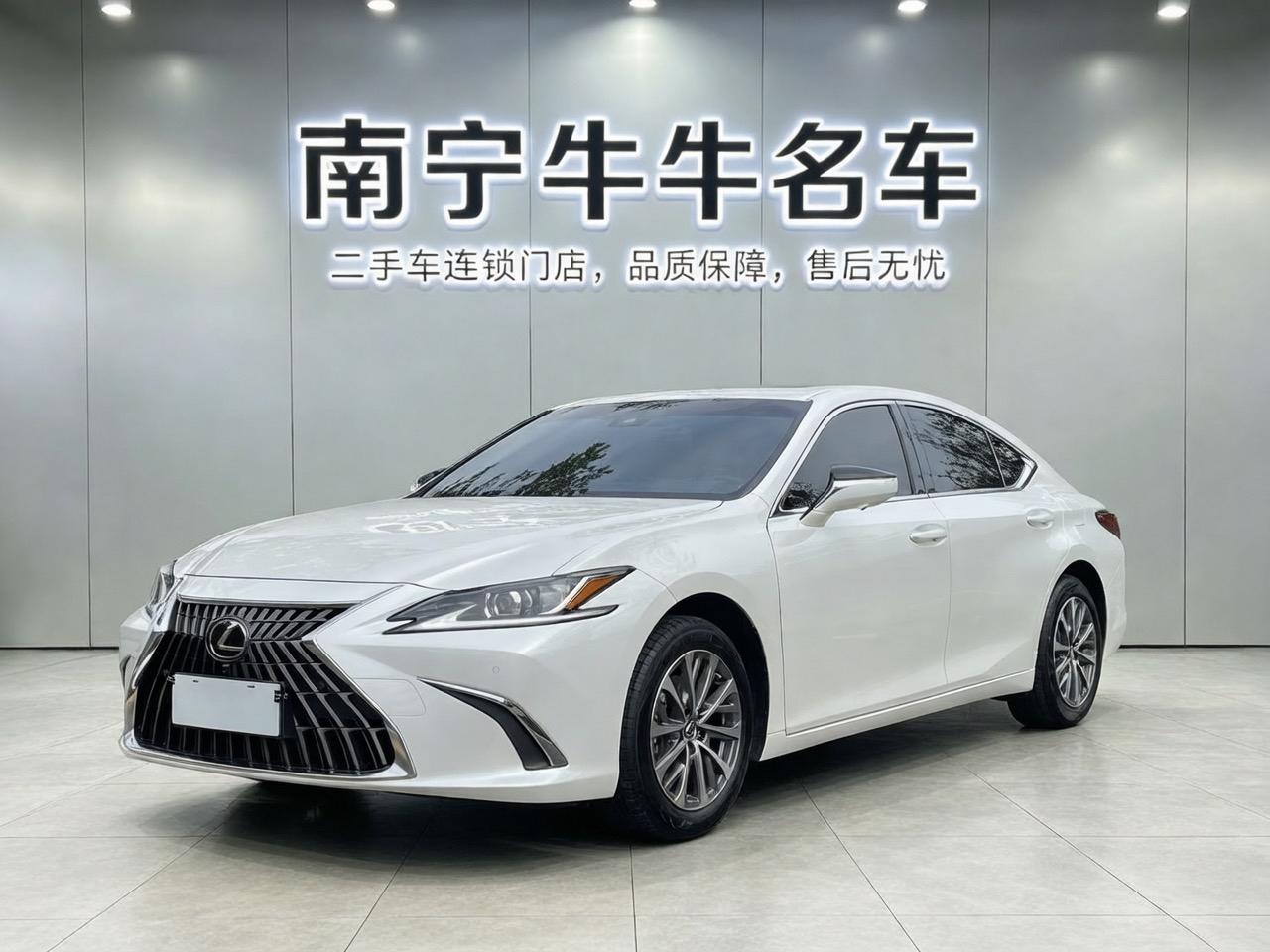 Lexus ES Automatic FWD 5-Seat Parallel Import 2024