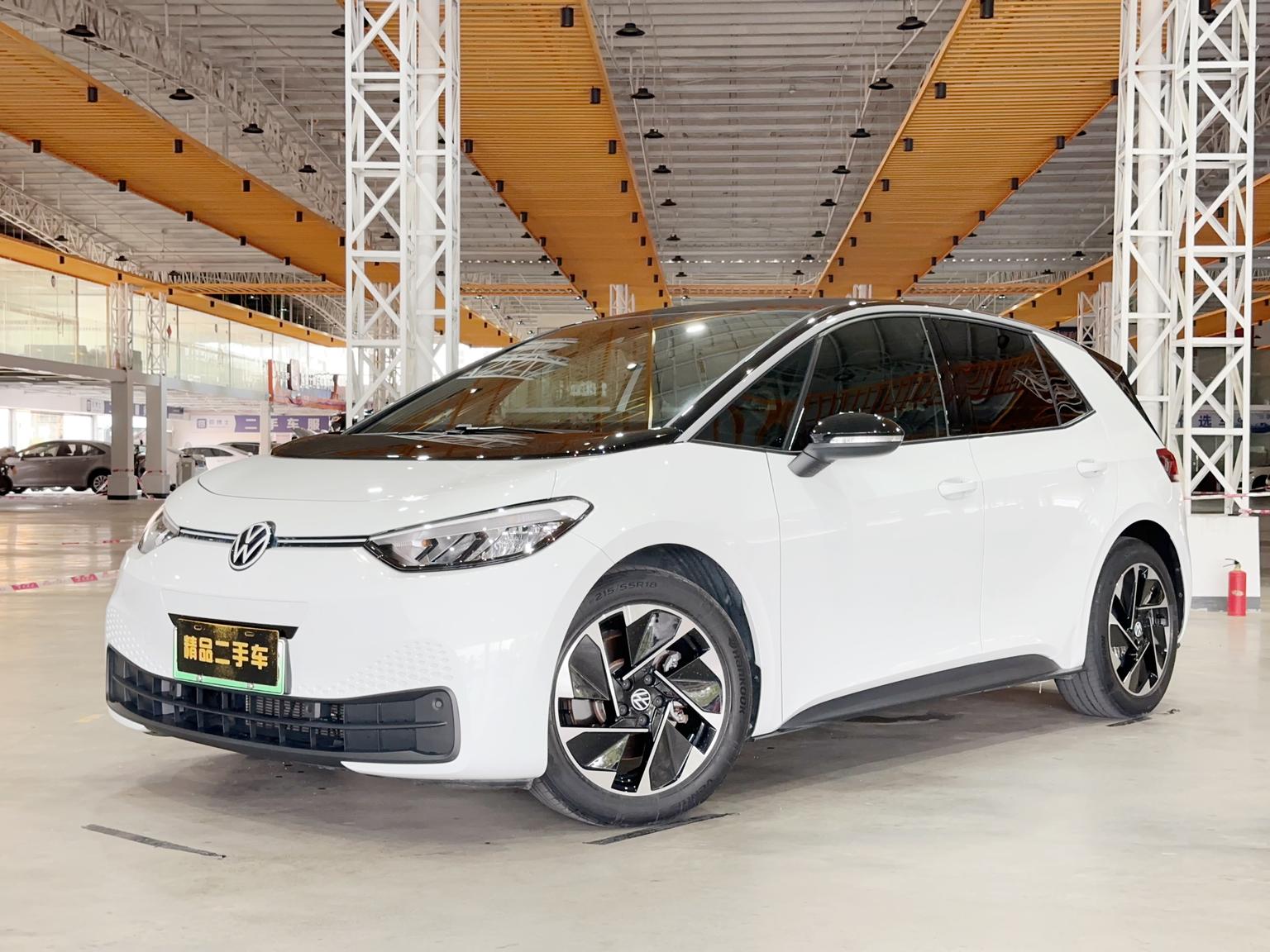 Volkswagen ID-3 Outstanding Edition 2024