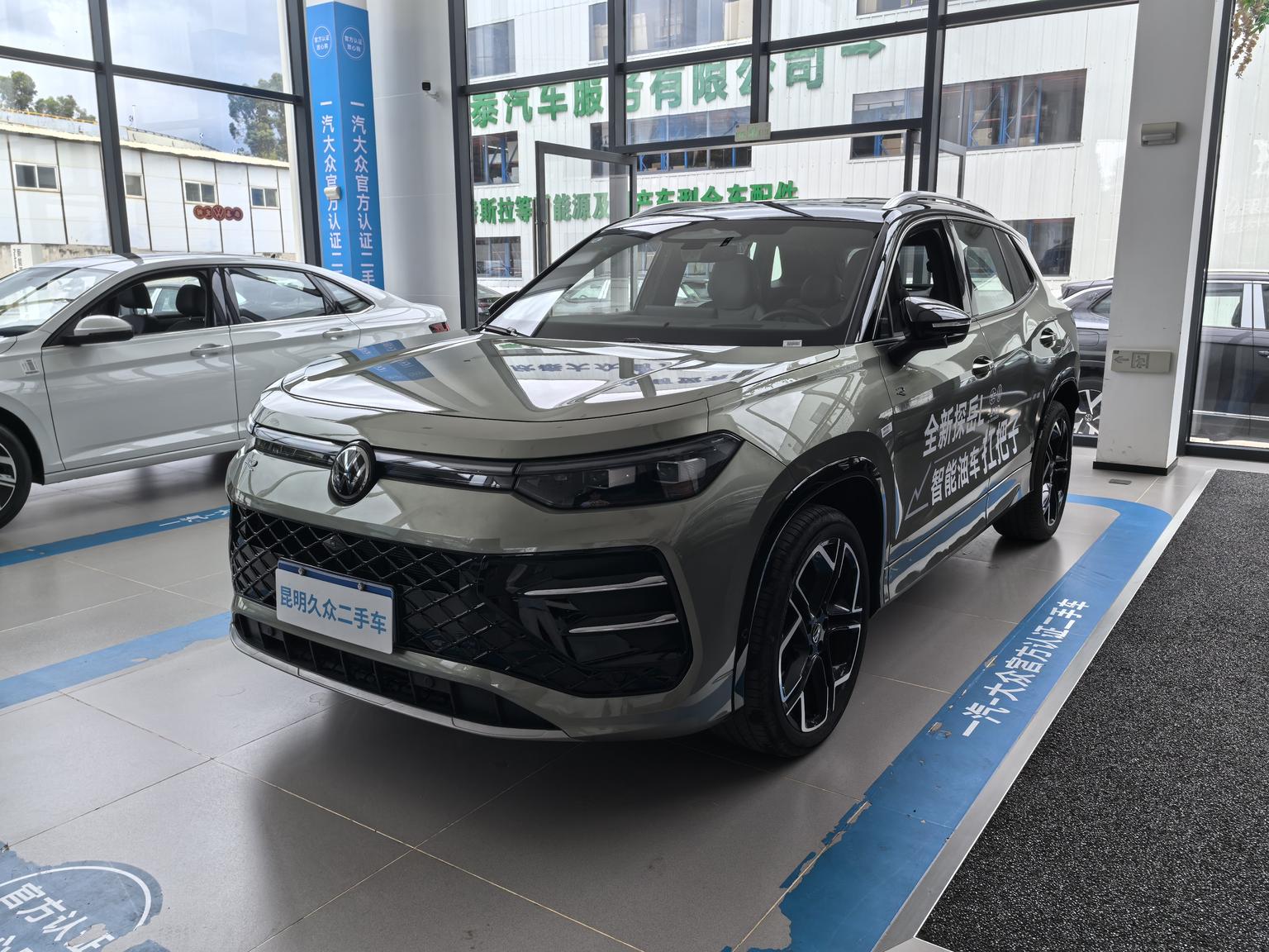 Volkswagen Tayron 380TSI AWD Luxury 2025