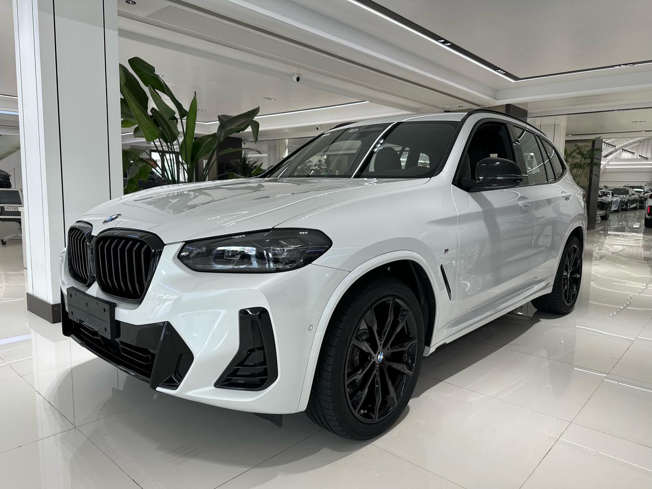 BMW X3 xDrive30i Exclusive M Night Package 2023