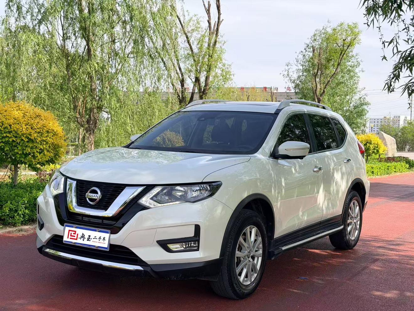 Nissan X-Trail 2.0L CVT 2WD Smart Connect Comfort 2019
