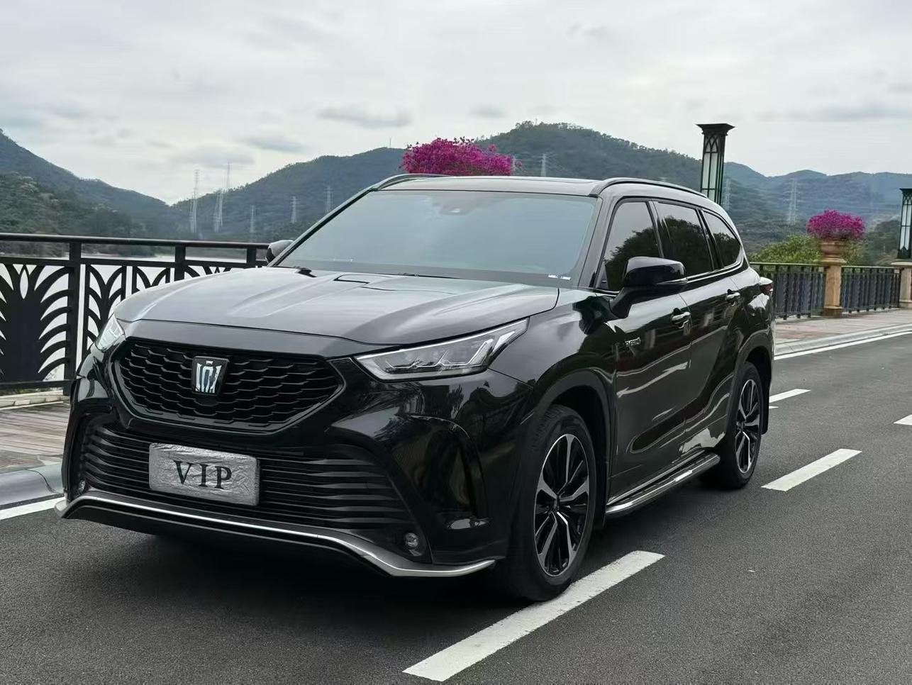 Toyota Crown-Kluger Intelligent Hybrid AWD Luxury 2024