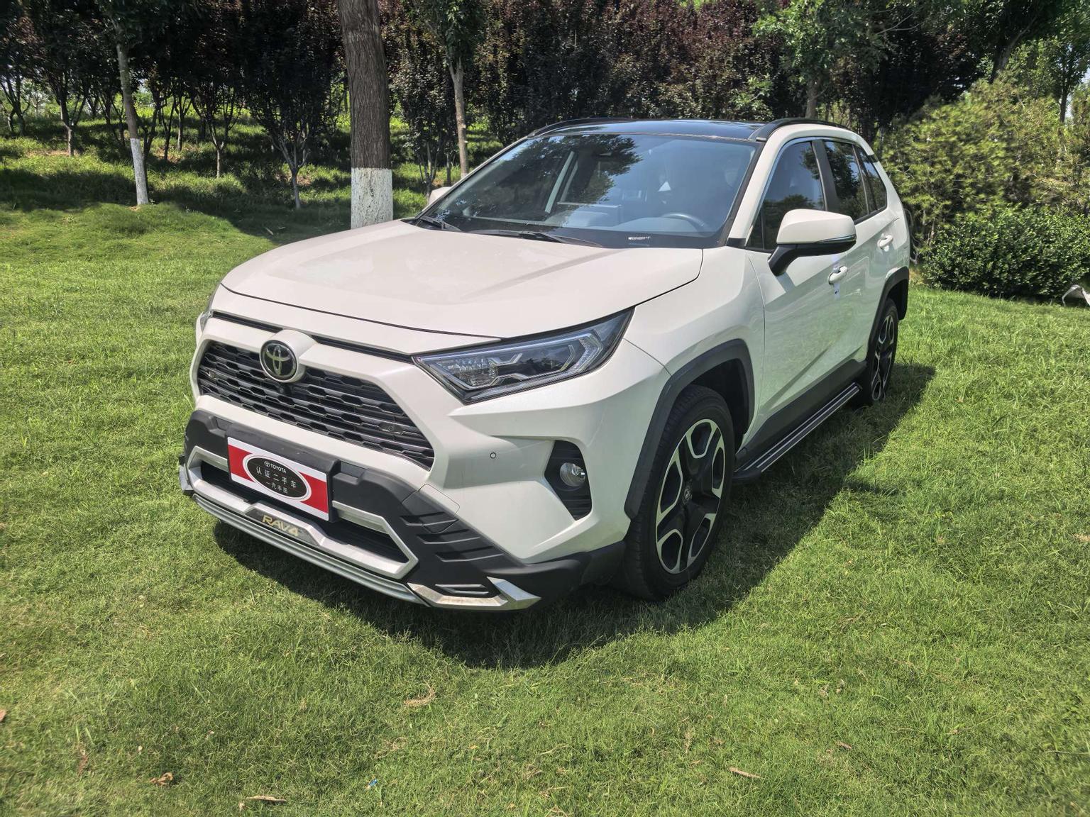 Toyota RAV4 2.0L CVT 2WD Prestige 2020