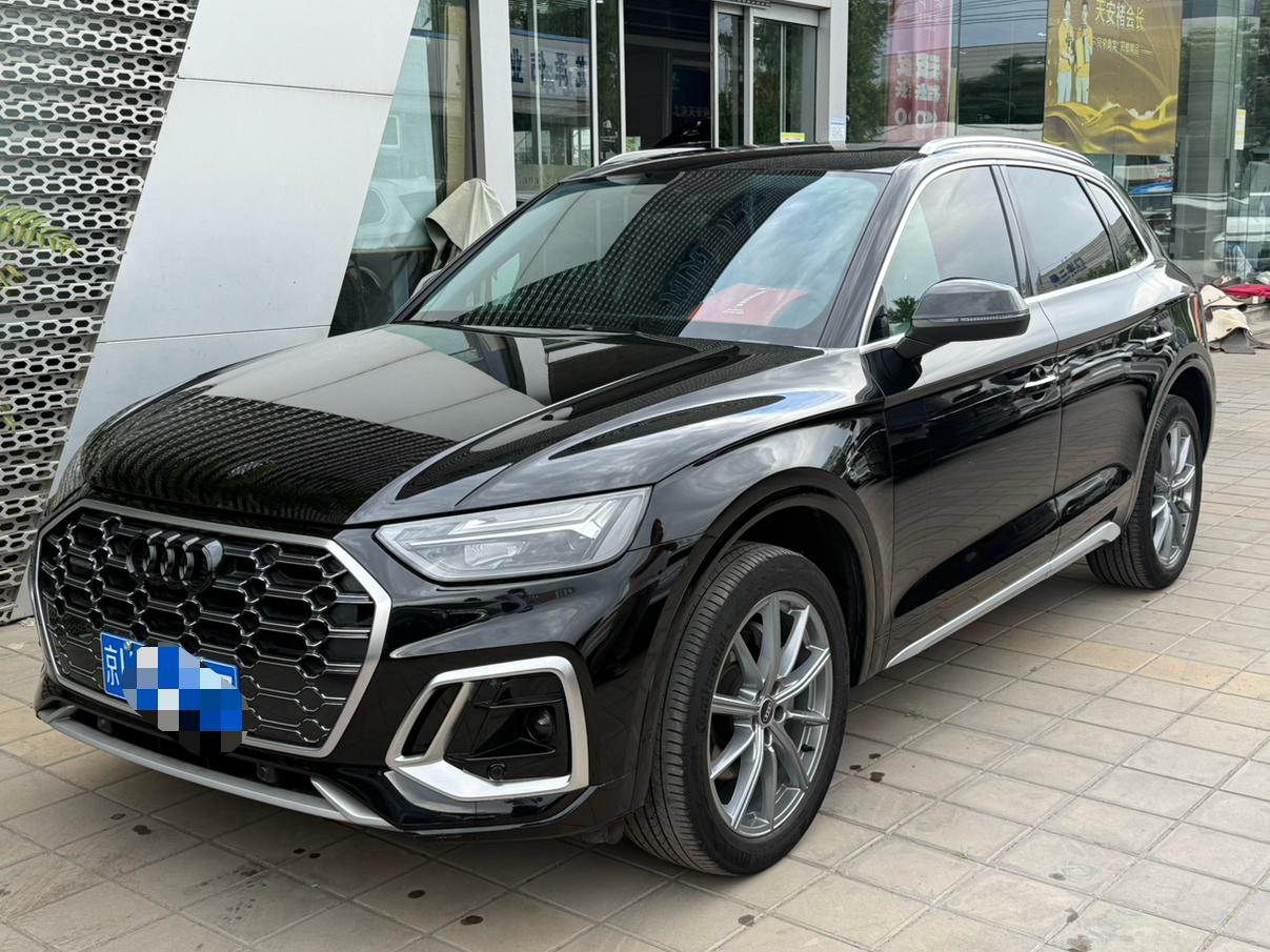 Audi Q5L 40TFSI Luxury Elegant 2024
