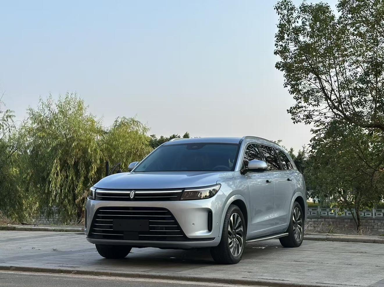 Aito M7 Plus 5-Seat RWD 2024