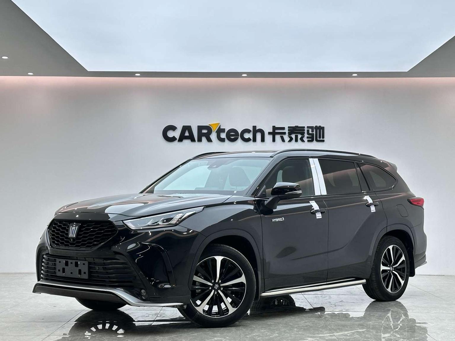 Toyota Crown-Kluger 2.5L HEV AWD Premium (2.5L) 2022
