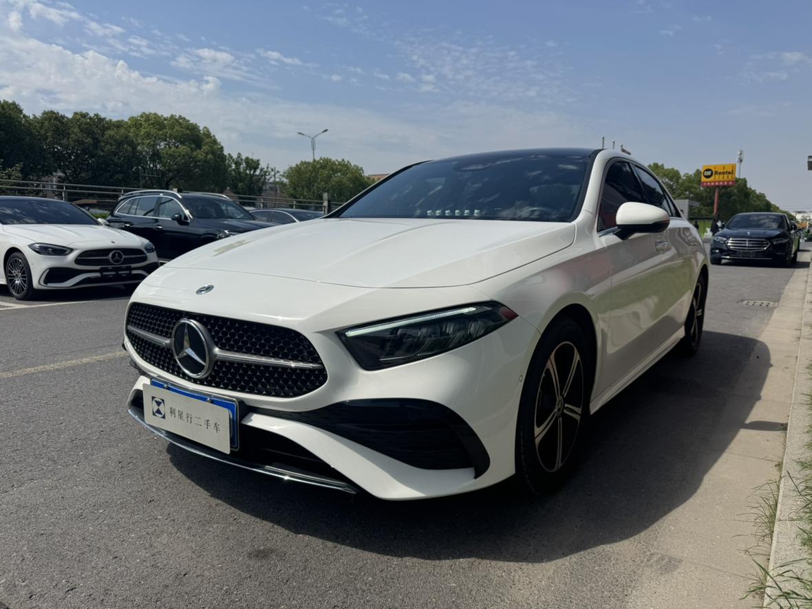 Mercedes Benz Class-A A200L 2024