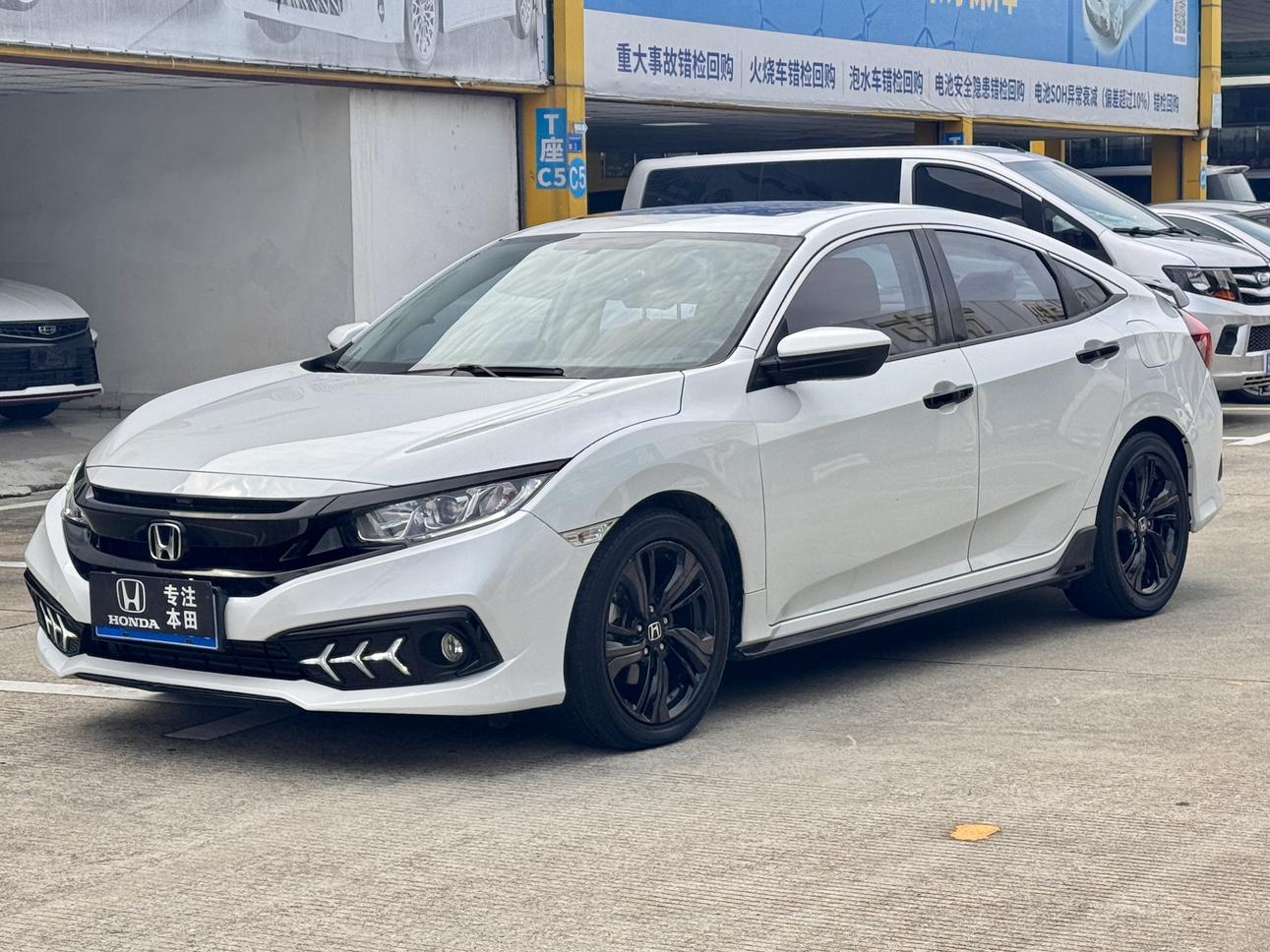Honda Civic 220 Turbo CVT Flame V (1.5L) 2021