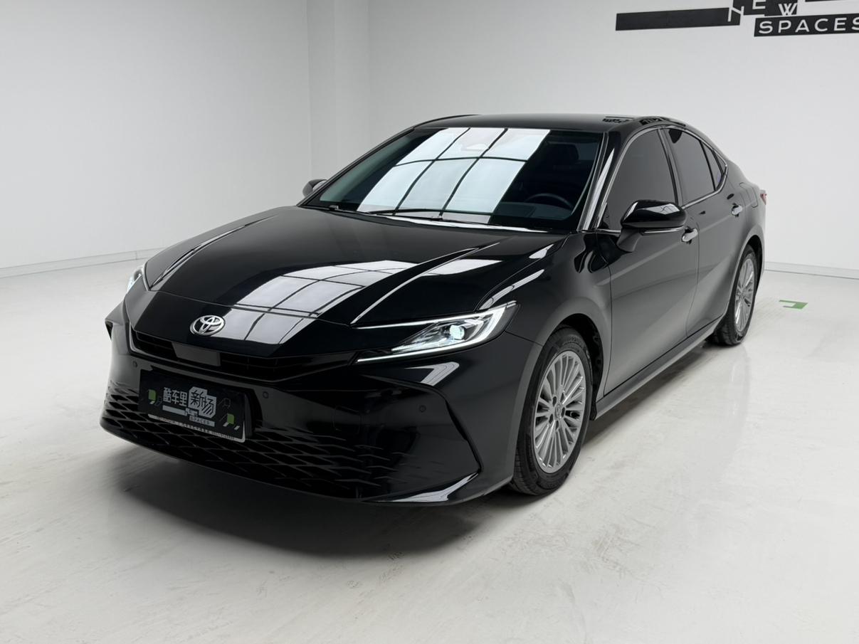 Toyota Camry 2.0G Premium 2024