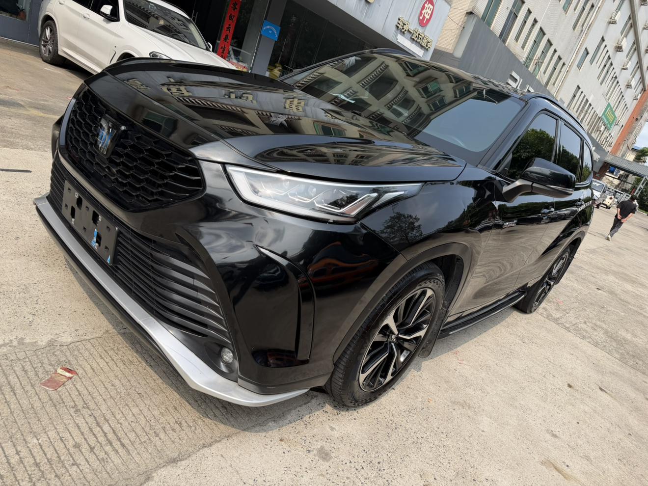 Toyota Crown-Kluger HEV AWD Luxury 2022