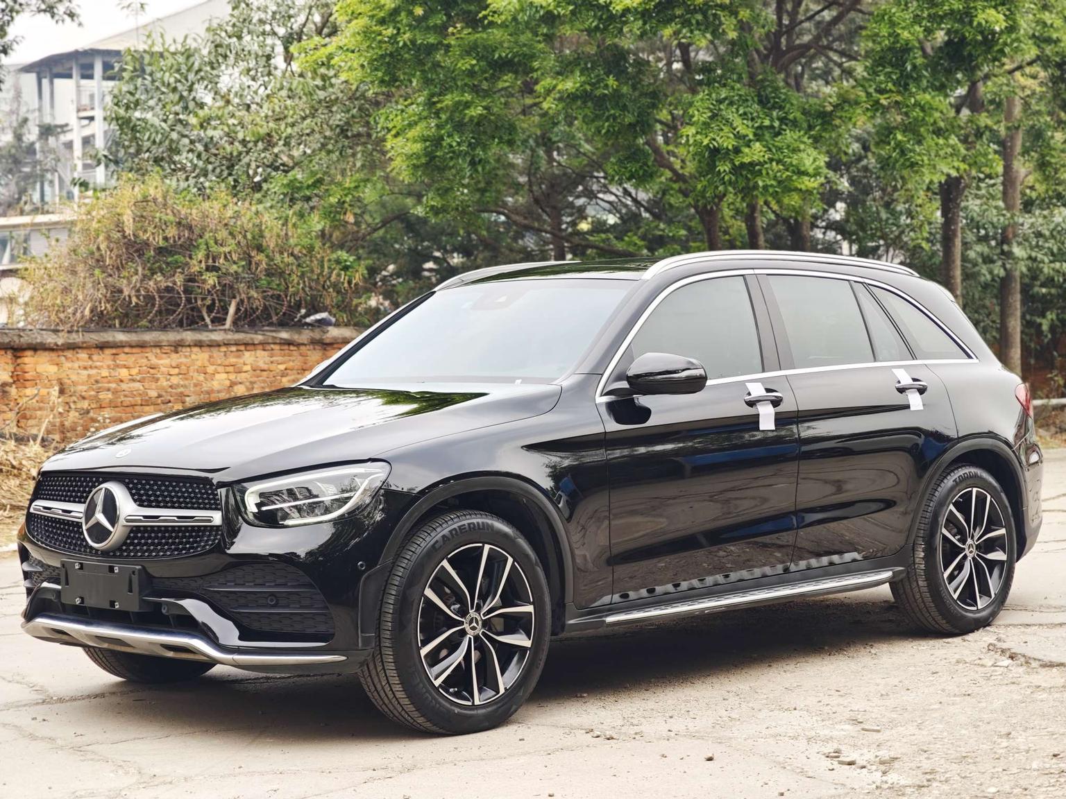 Mercedes GLC 300 L 4MATIC Luxury 2021