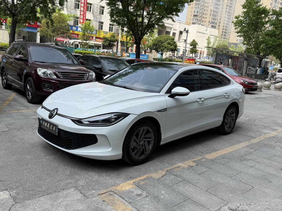 Volkswagen Lamando 200TSI DSG Chaola 2024