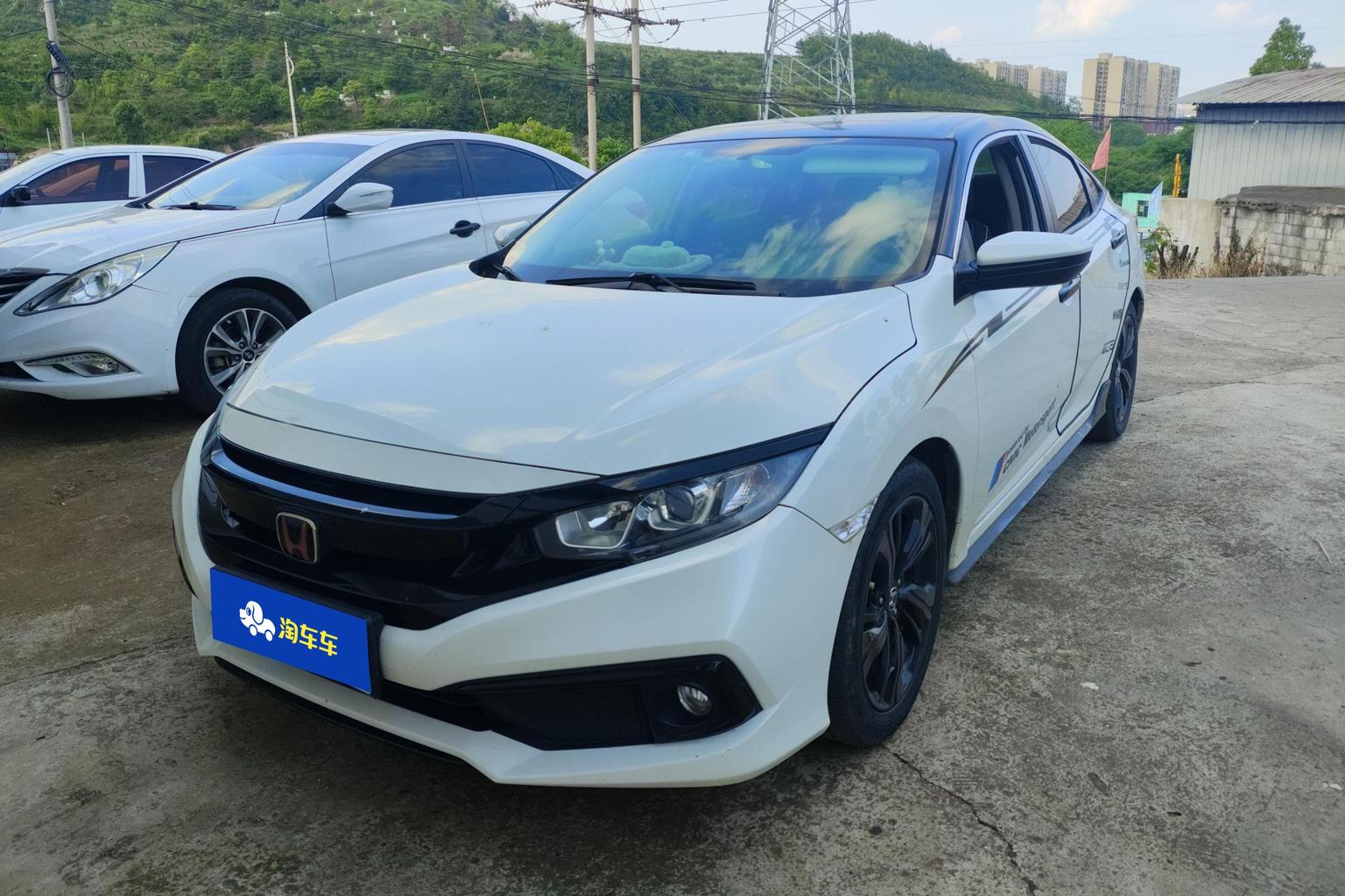 Honda Civic 220 Turbo CVT Flame V (1.5L) 2019
