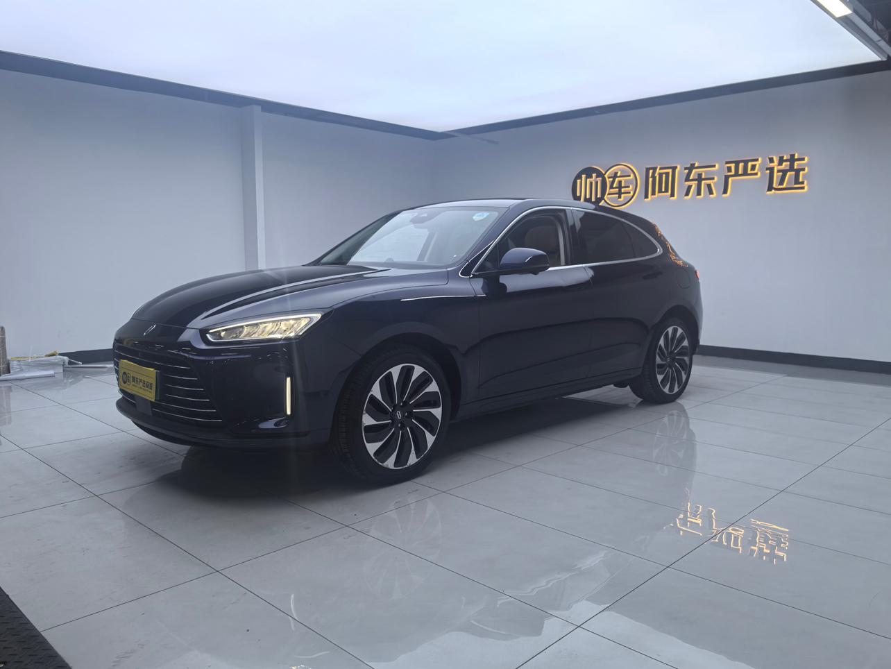 Aito M5 EREV AWD Performance 2022