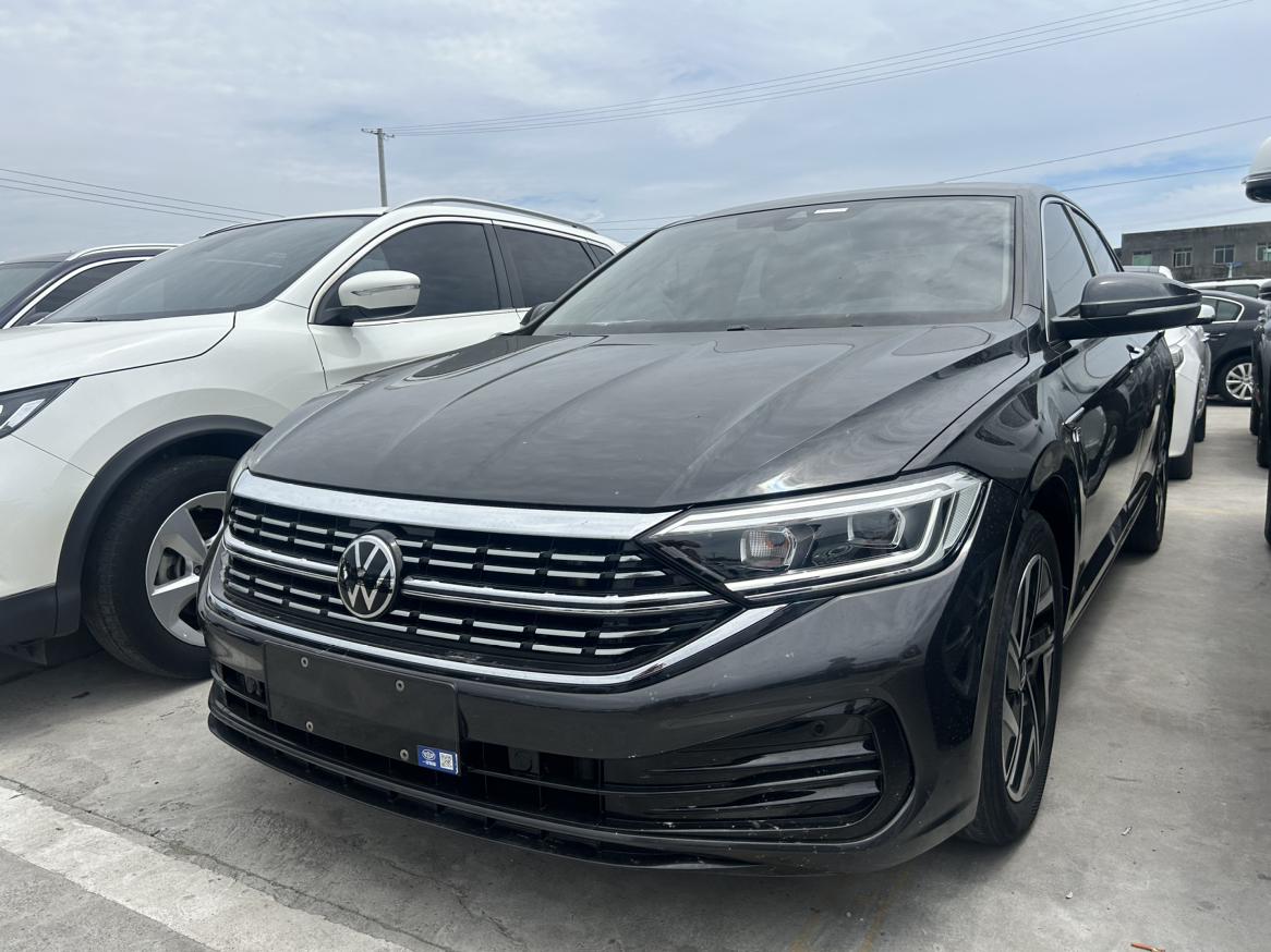 Volkswagen Sagitar 300TSI DSG Excellence (1.5L) 2023