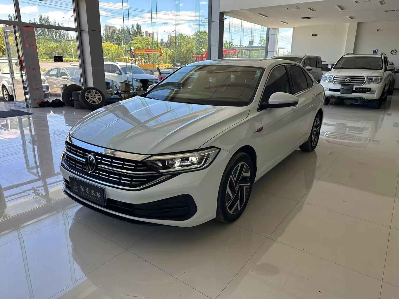 Volkswagen Sagitar 300TSI DSG Fly (1.5L) 2023