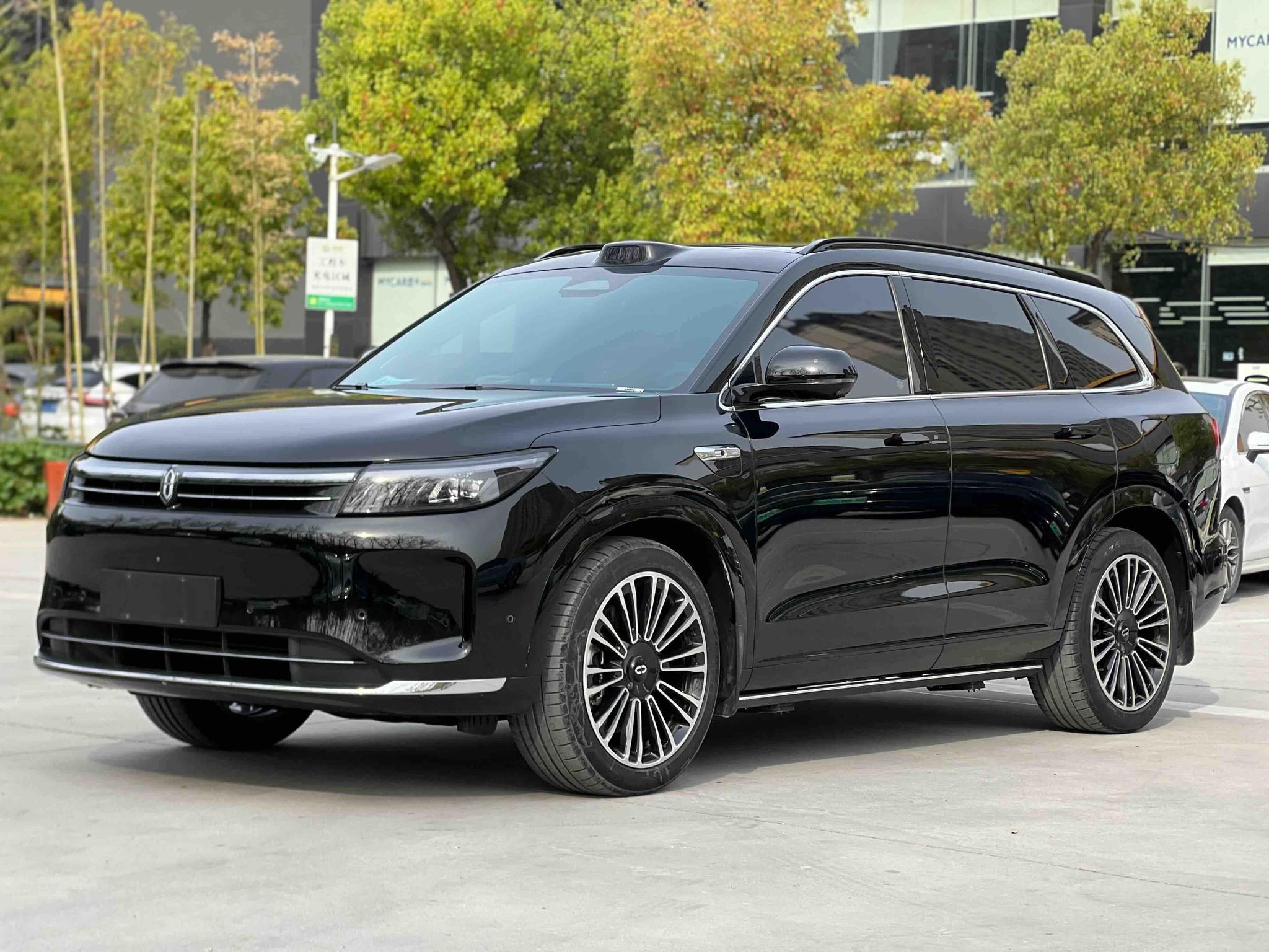 Aito M7 Smart Drive 5-Seat AWD 2025