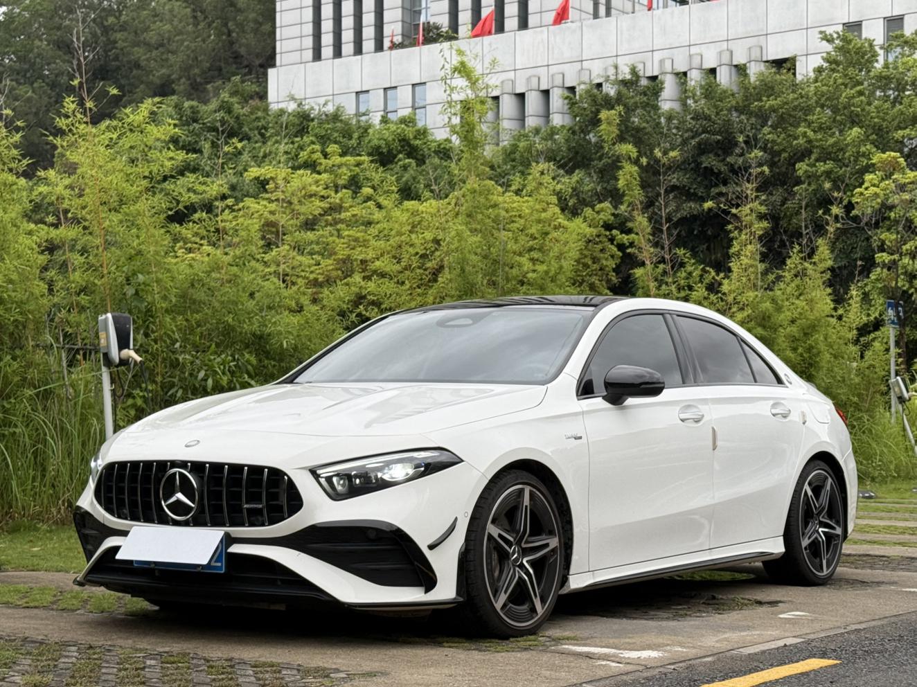 Mercedes Benz Class-A AMG A 35 L 4MATIC 2024