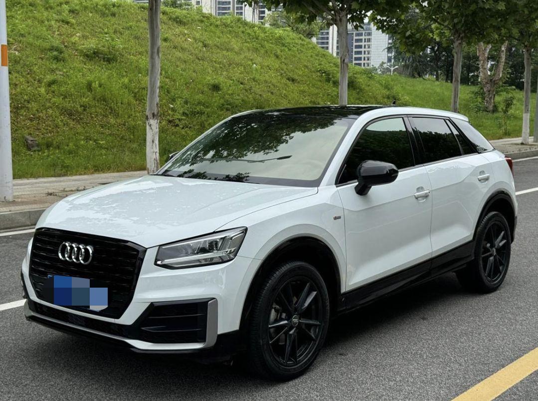 Audi Q2L Progressive Dynamic (1.4L) 2021
