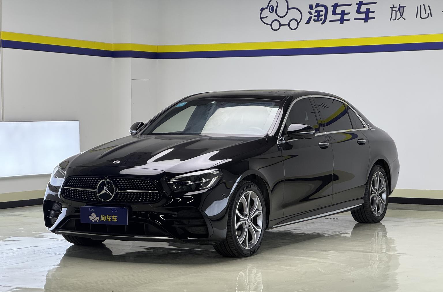 Mercedes Class-E 3rd Facelift E 300 L Luxury Sport Sedan 2022
