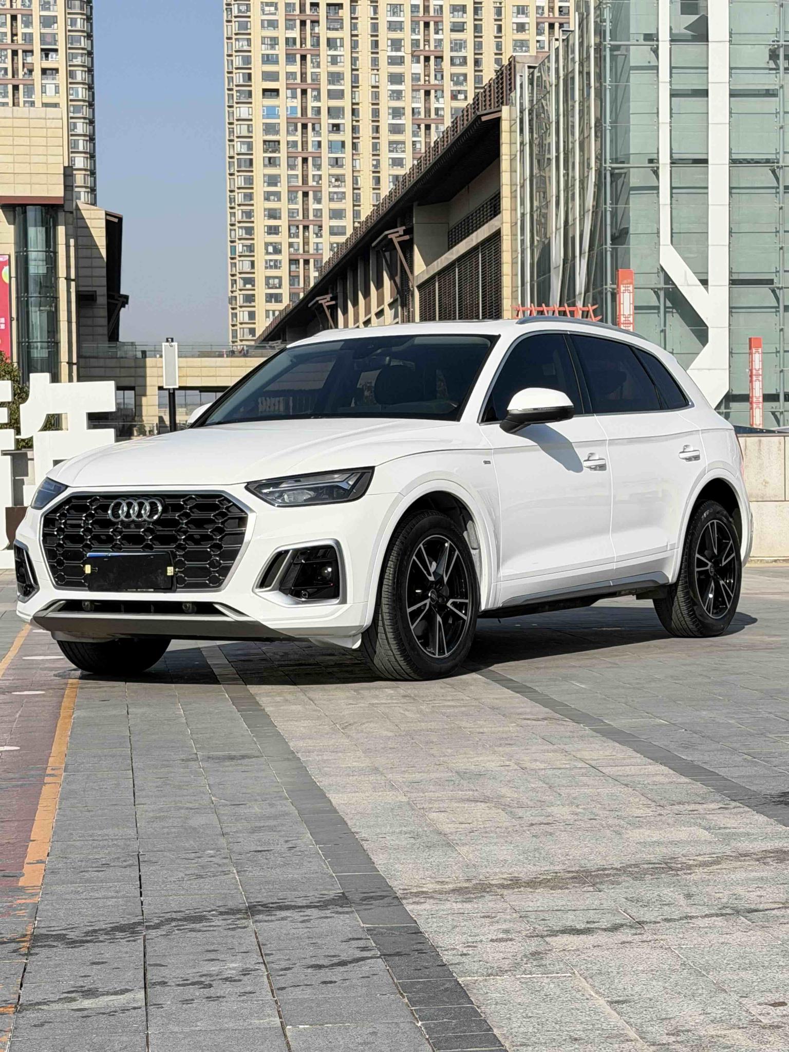 Audi Q5L 40 TFSI Trendy Dynamic 2021