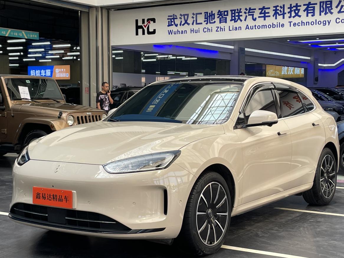 Aito M5 Electric AWD Performance 2023