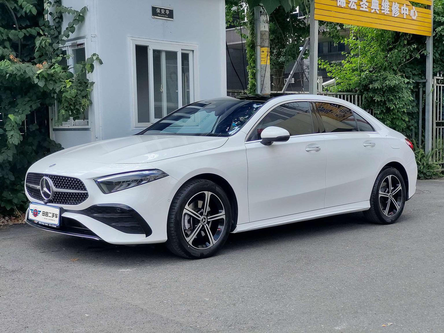 Mercedes Benz Class-A Fashion (1.3L) 2024