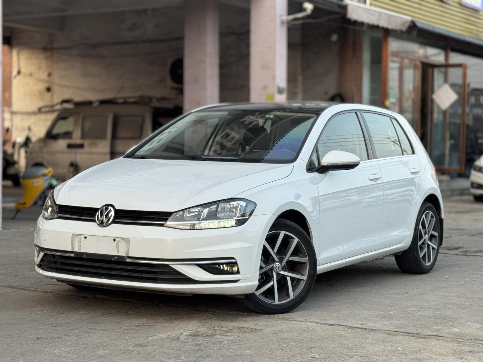 Volkswagen Golf Beloved 200TSI DSG Comfort Progressive 2020