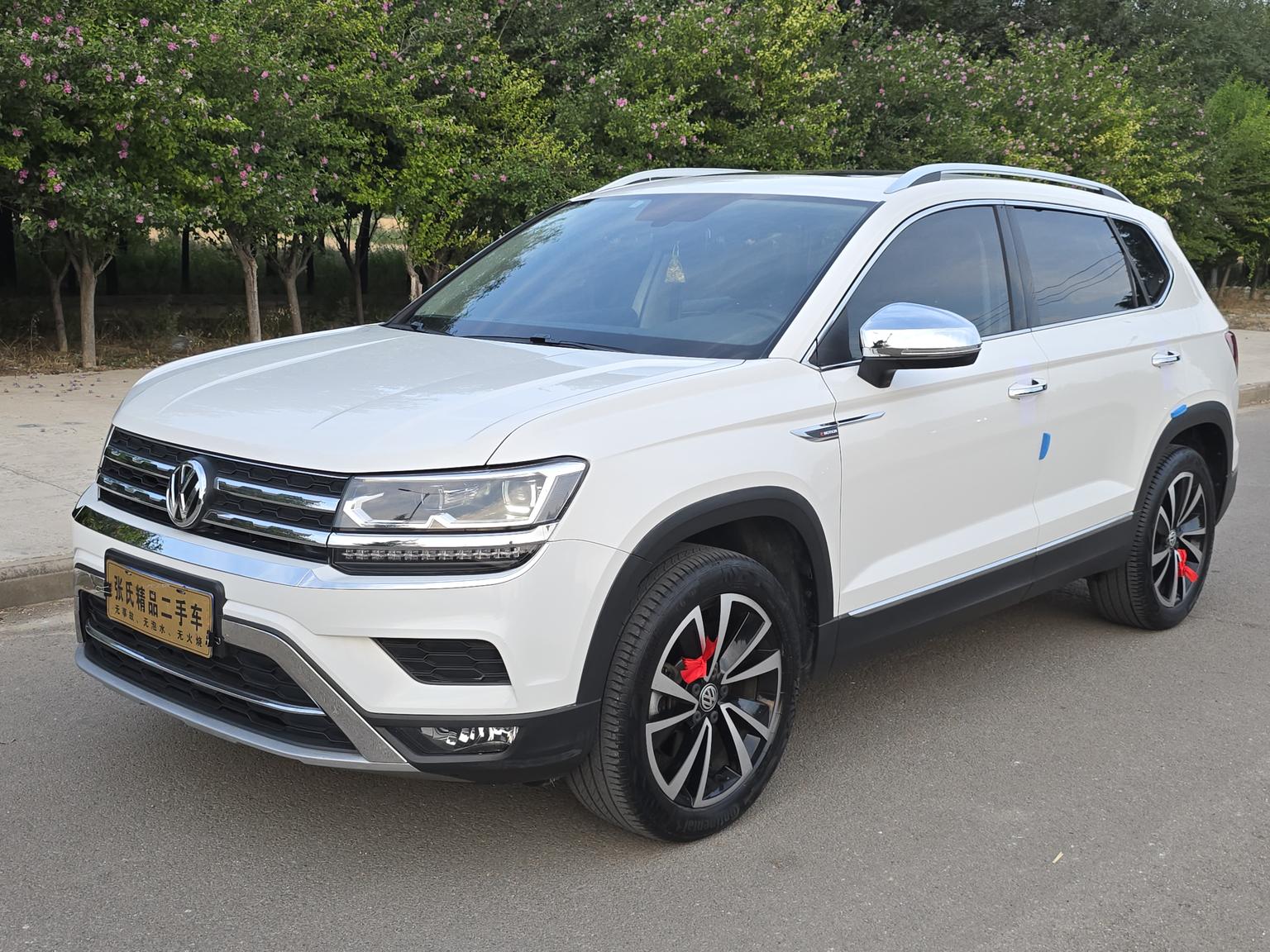 Volkswagen Tharu 330TSI 4WD Luxury 2019