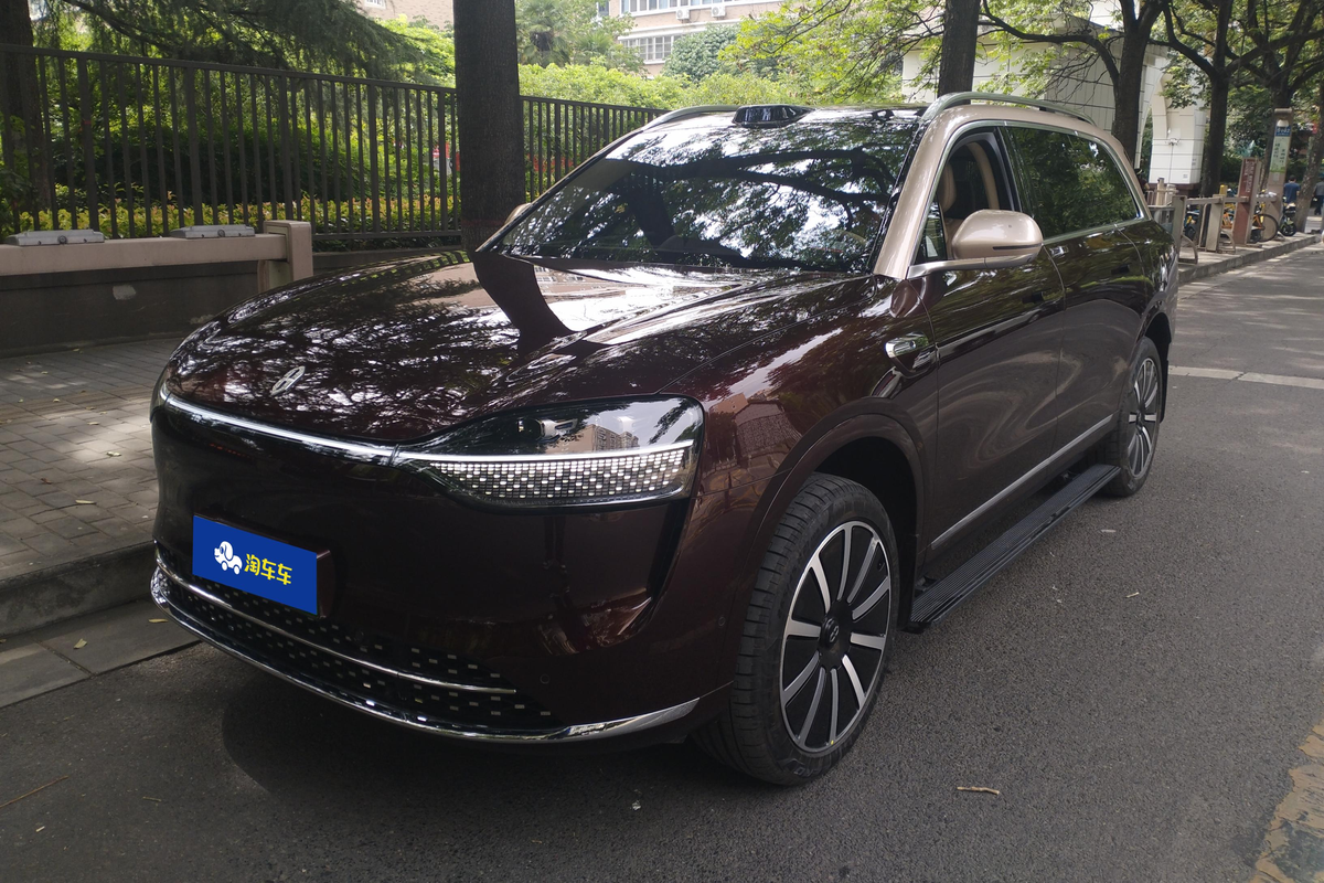Aito M9 EREV Ultra 6-Seat (192-Line Lidar) 2025