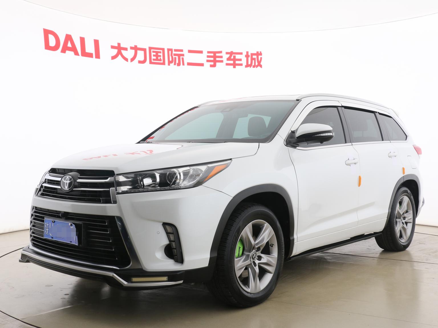 Toyota Highlander Premium 4WD 7-Seat (2L) 2021