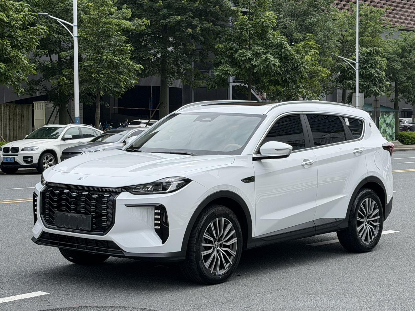 Jetour X70 1.5TD DHT Long Voyage PRO 2025