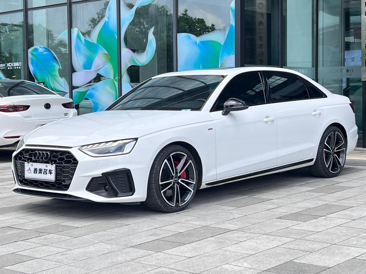 Audi A4L 45 TFSI Quattro Selection Dynamic 2023