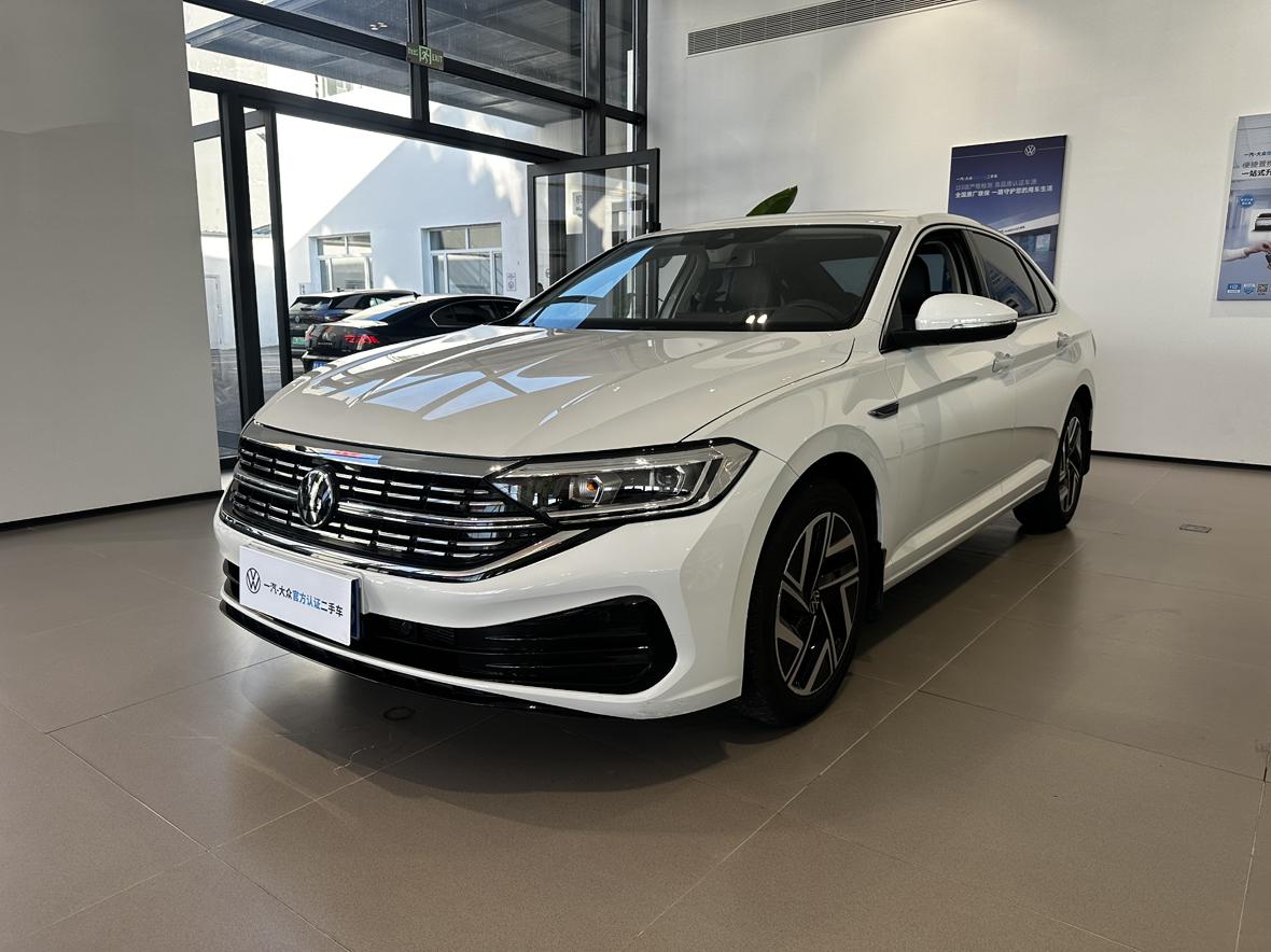 Volkswagen Sagitar 300TSI DSG Fly (1.5L) 2024