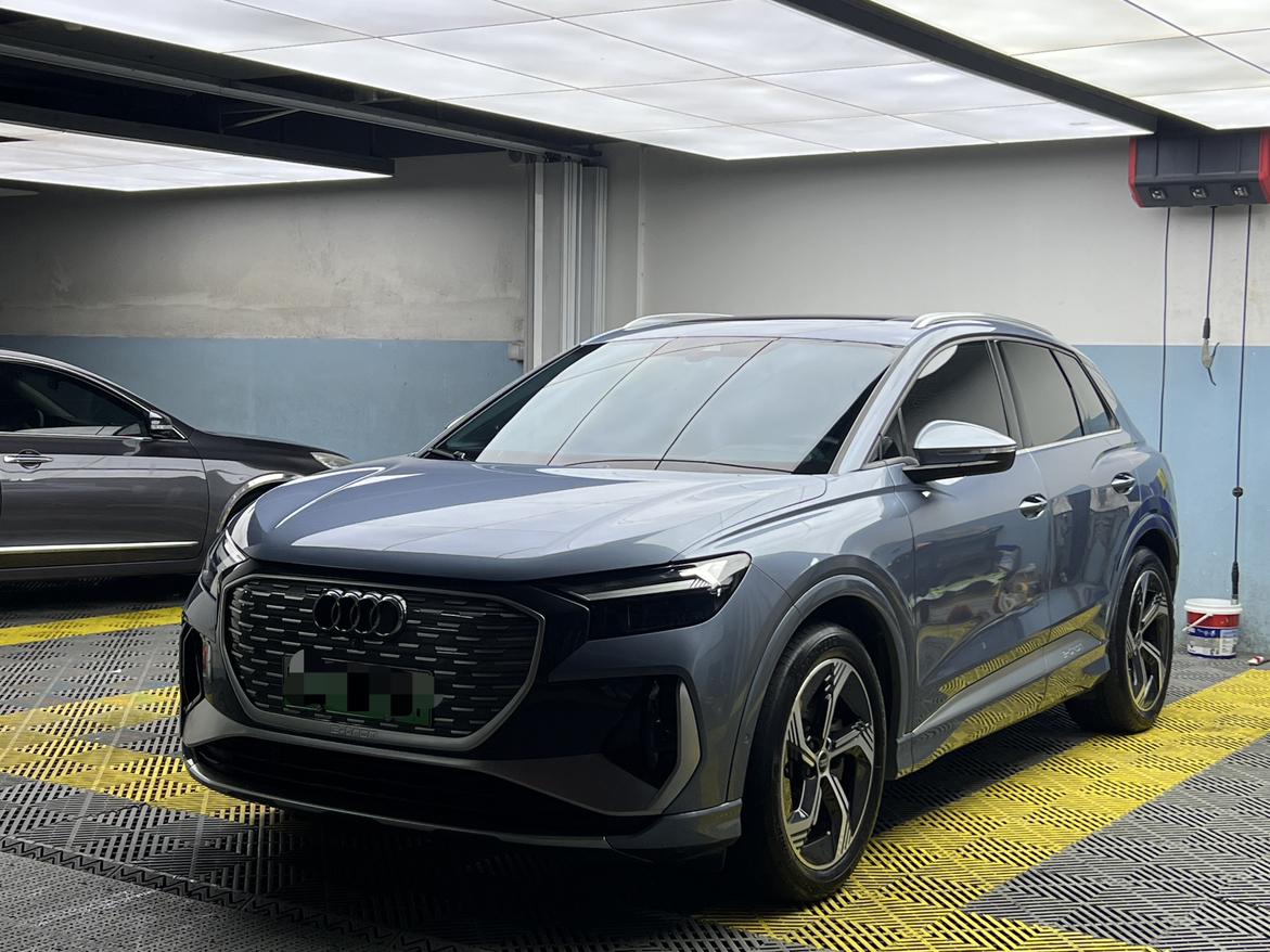 Audi Q4-E-Tron 40 e-tron Realm 2023