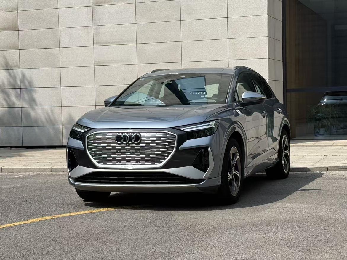 Audi Q4-E-Tron 40 e-tron Realm 2024