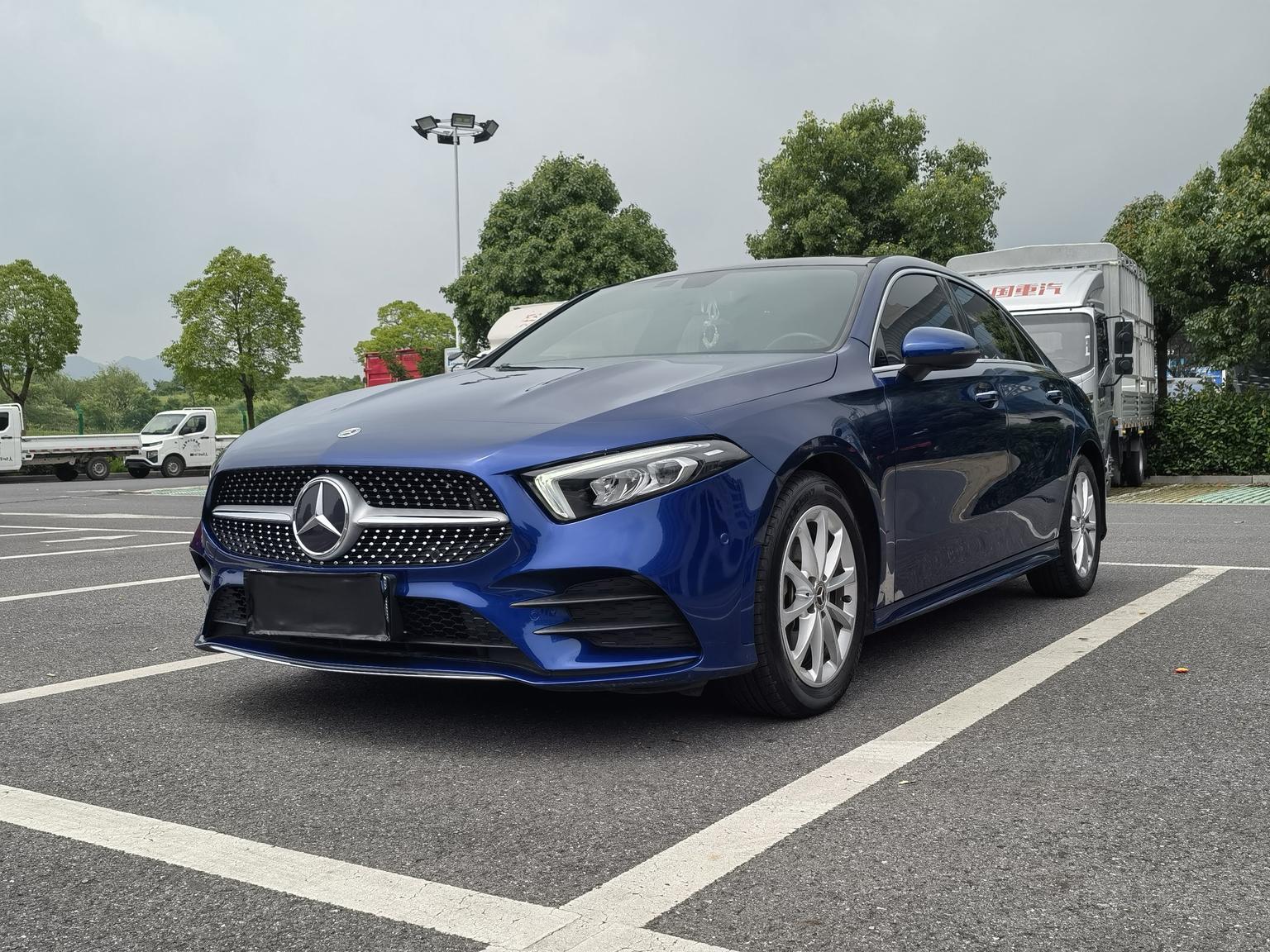 Mercedes Benz Class-A Sport Sedan Fashion 2022