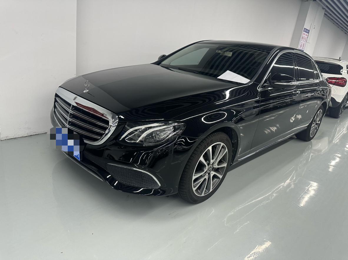 Mercedes Class-E E 300 L Fashion (2L) 2019