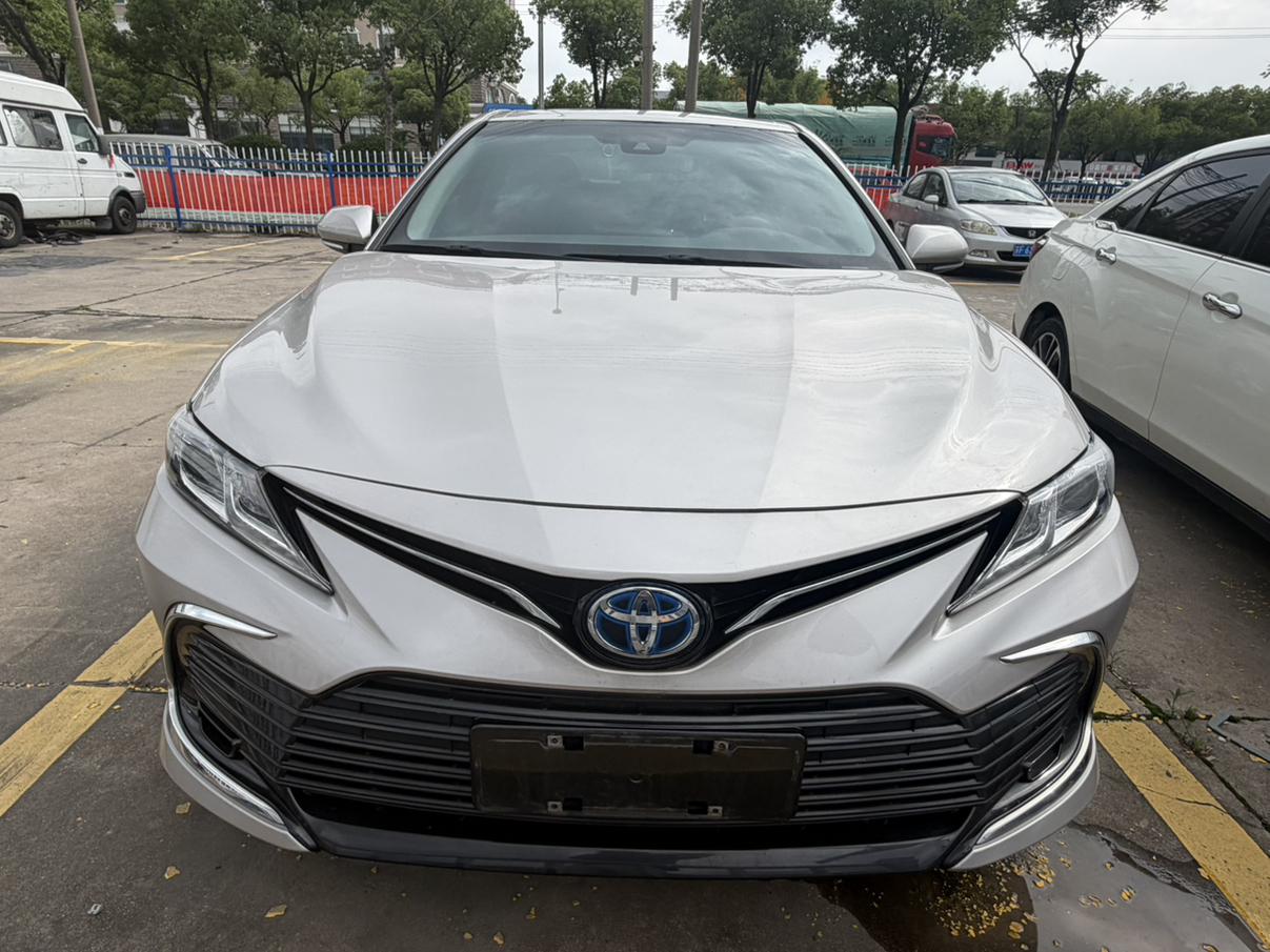 Toyota Camry 2.5HGVP Leading 2023