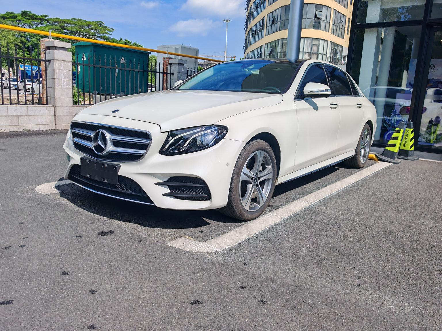 Mercedes Class-E E 260 L Sport 2020
