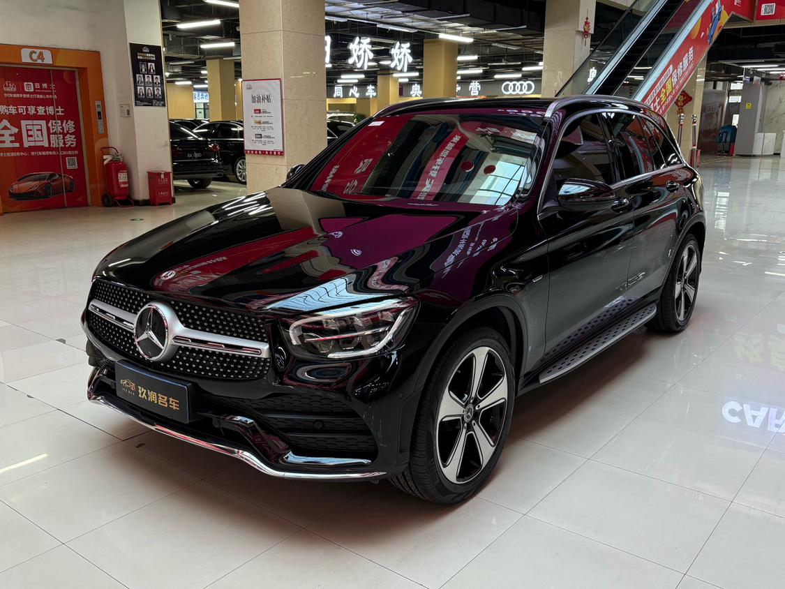 Mercedes GLC 300 L 4MATIC Dynamic Collector's Edition 2022
