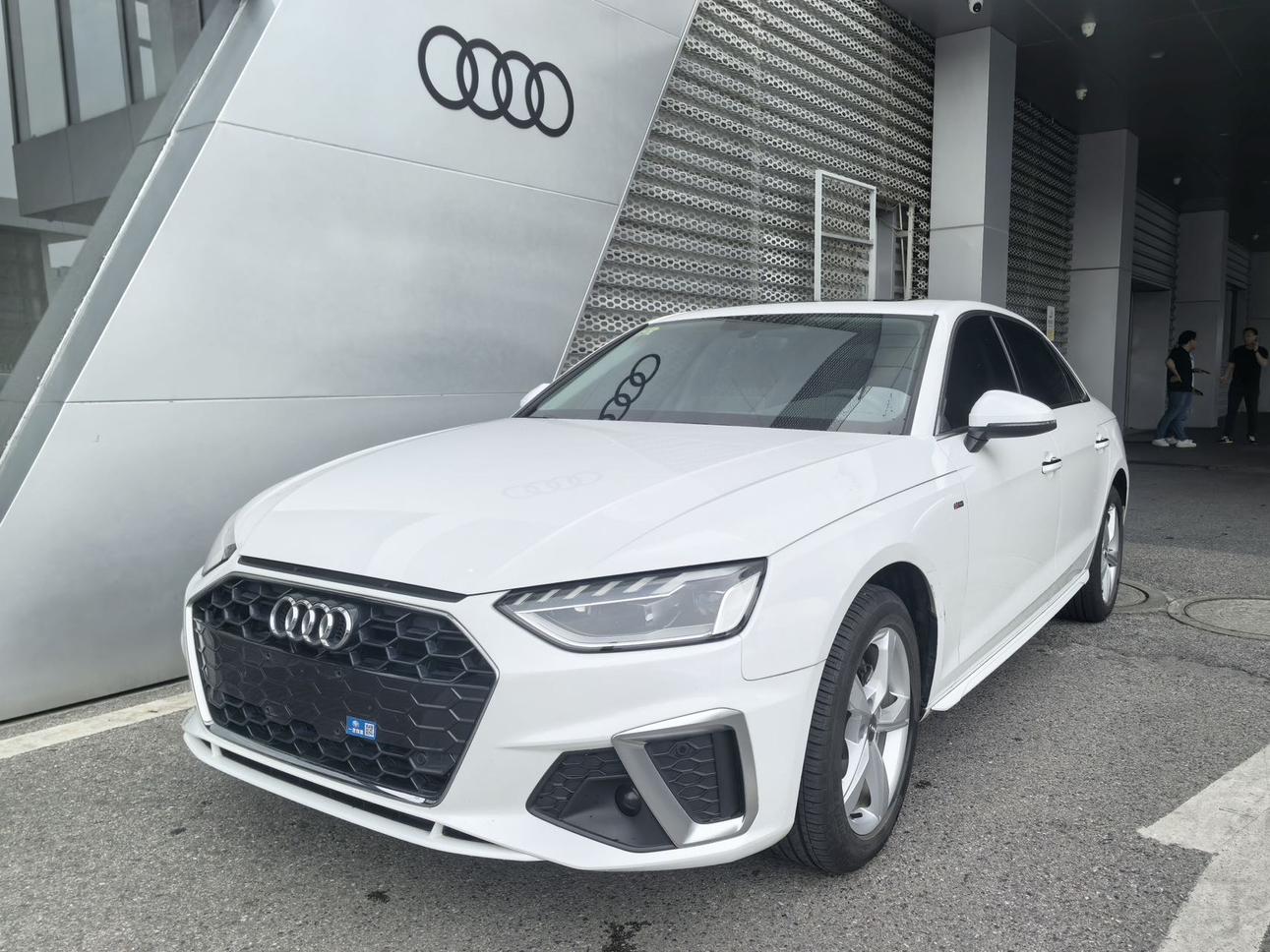 Audi A4L 35 TFSI Fashion Dynamic 2021